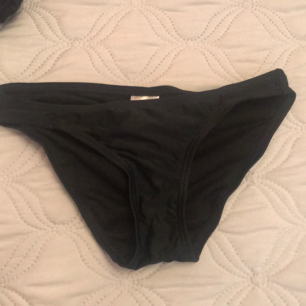 Bikini bottoms